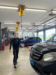 Multiriem vervangen bij Autoborg Assen