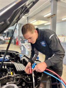 Airco service bij Autoborg Assen